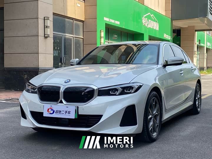 BMW i3 eDrive 35 L - car from China
