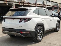 Hyundai Tucson L 1.5T DCT GLX Elite - ფოტო 19