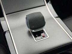 Land Rover Range Rover Velar Dynamic SE - ფოტო 10