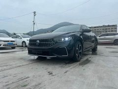 Volkswagen Passat 330TSI Starry Sky Luxury Edition - ფოტო 1