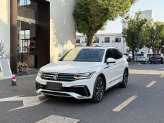 Volkswagen Tiguan L 2022 330TSI Automatic FWD R-Line Comfort Edition - ფოტო 1