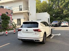 Volkswagen Tiguan L 2022 330TSI Automatic FWD R-Line Comfort Edition - ფოტო 9