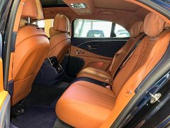 Bentley Flying Spur 4.0T V8 Elegance Edition - ფოტო 6
