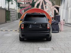 Rolls-Royce Cullinan 2024 Black Badge - ფოტო 5