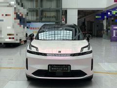 Lynk & Co Geely Lynk & Co 08 EM-P 120km Long Range Pro - ფოტო 2
