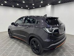 Honda Vezel 1.5L CVT Phantom Night Pioneer Edition - ფოტო 9