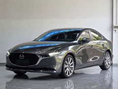 Mazda3 Axela 2.0L Automatic Premium Edition - фото 1