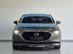 Mazda3 Axela 2.0L Automatic Premium Edition - фото 3