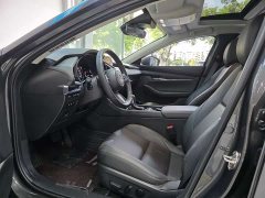 Mazda3 Axela 2.0L Automatic Premium Edition - фото 8