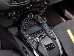Aston Martin V8 Vantage 4.0T V8 F1 Edition Coupe - ფოტო 15
