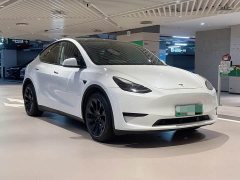 Tesla Model Y 2022 Facelift Rear-Wheel Drive - ფოტო 3