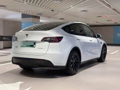 Tesla Model Y 2022 Facelift Rear-Wheel Drive - ფოტო 6