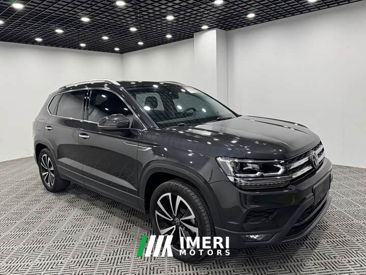 Volkswagen Touareg 280TSI FWD Luxury Edition - ავტომობილი ჩინეთიდან
