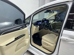 Buick GL8 ES Luxe Enjoyment Edition - ფოტო 8