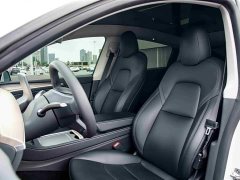 Tesla Model Y Rear-Wheel Drive - фото 15