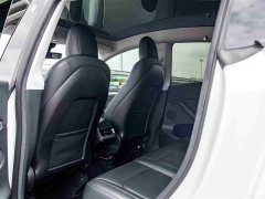 Tesla Model Y Rear-Wheel Drive - фото 16