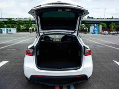 Tesla Model Y Rear-Wheel Drive - фото 9