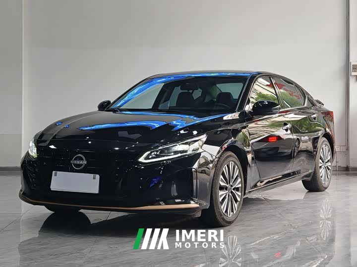 Nissan Teana 2.0L SV Black Gold Edition - car from China