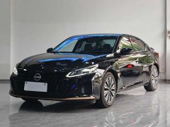 Nissan Teana 2.0L SV Black Gold Edition - photo 1