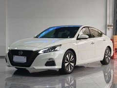 Nissan Teana 2.0L XL Comfort - ფოტო 1