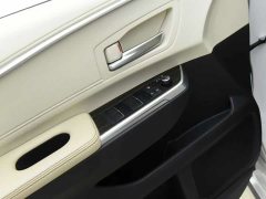 Toyota Sienna 2021 2.5L Hybrid Premium Edition - ფოტო 10