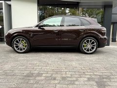 Porsche Cayenne New Energy Cayenne E-Hybrid 2.0T Platinum Edition - ფოტო 2