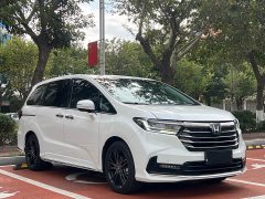 Honda Odyssey 2022 2.0L e:HEV Sharp Radiance Edition - ფოტო 3