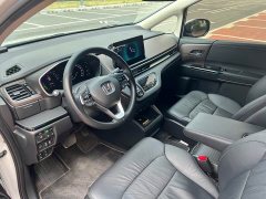Honda Odyssey 2022 2.0L e:HEV Sharp Radiance Edition - ფოტო 4