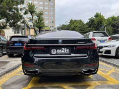 BMW 7 Series 730Li M Sport Package - ფოტო 5