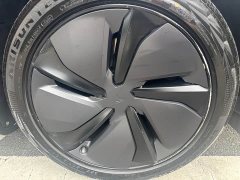 Tesla Model Y Rear-Wheel Drive - ფოტო 14