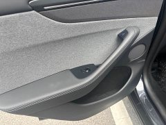Tesla Model Y Rear-Wheel Drive - ფოტო 5
