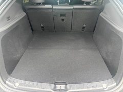 Tesla Model Y Rear-Wheel Drive - ფოტო 8