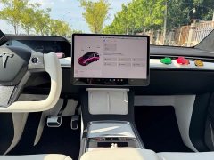 Tesla Model Y Standard Range RWD - ფოტო 17