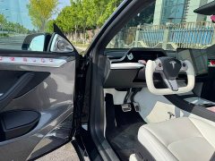 Tesla Model Y Standard Range RWD - ფოტო 7
