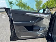 Tesla Model Y Standard Range RWD - ფოტო 8