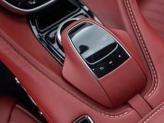 Aston Martin DB11 4.0T V8 Coupe - ფოტო 8