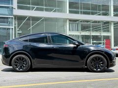 Tesla Model Y Standard Range RWD - ფოტო 5