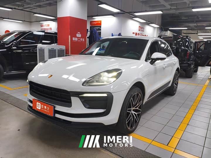 Porsche Macan T 2.0T - car from China