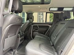 Land Rover Defender 110 P400 Dark Edition - ფოტო 10