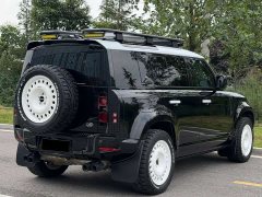 Land Rover Defender 110 P400 Dark Edition - ფოტო 19