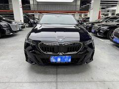 BMW 5 Series 530Li Luxury M Sport Package - ფოტო 2