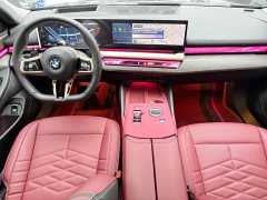 BMW 5 Series 530Li Luxury M Sport Package - ფოტო 4