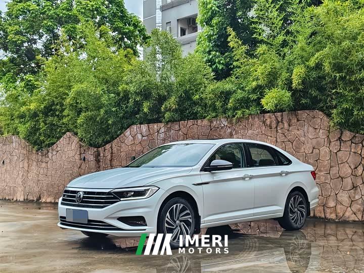 Volkswagen Sagitar 200TSI DSG Comfort Smart Connected Edition