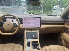 AITO M7 2024 1.5T Intelligent Driving AWD Max 5-Seater - ფოტო 9