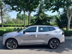 Volvo XC70 Plug-in Hybrid AWD Extended Range Core - ფოტო 3