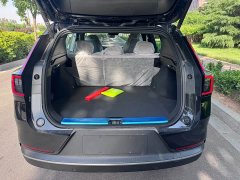 Volvo XC70 Plug-in Hybrid AWD Extended Range Core - ფოტო 14
