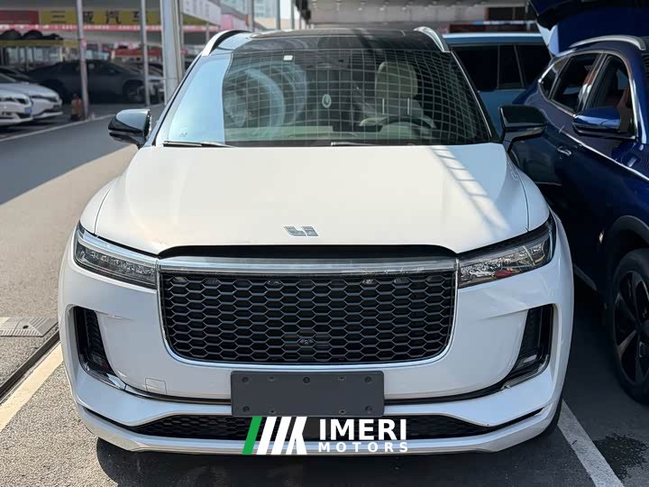 Li Auto ONE Extended Range 6-Seater - ავტომობილი ჩინეთიდან