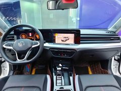 Volkswagen Lingdu L 280TSI DSG Dazzling Red Edition - ფოტო 14
