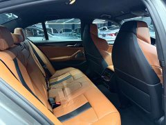 BMW M5 - ფოტო 12