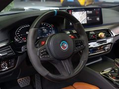 BMW M5 - ფოტო 12